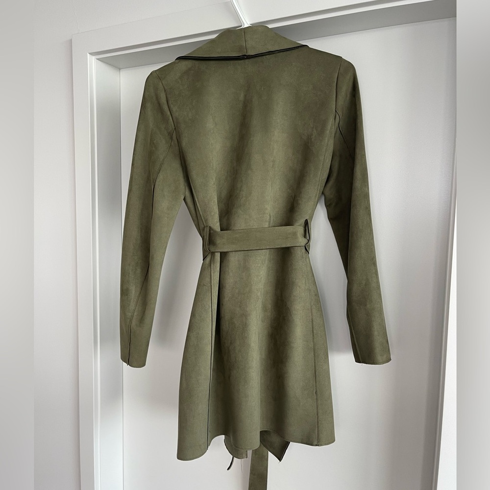 Coat - Picture 2 of 2